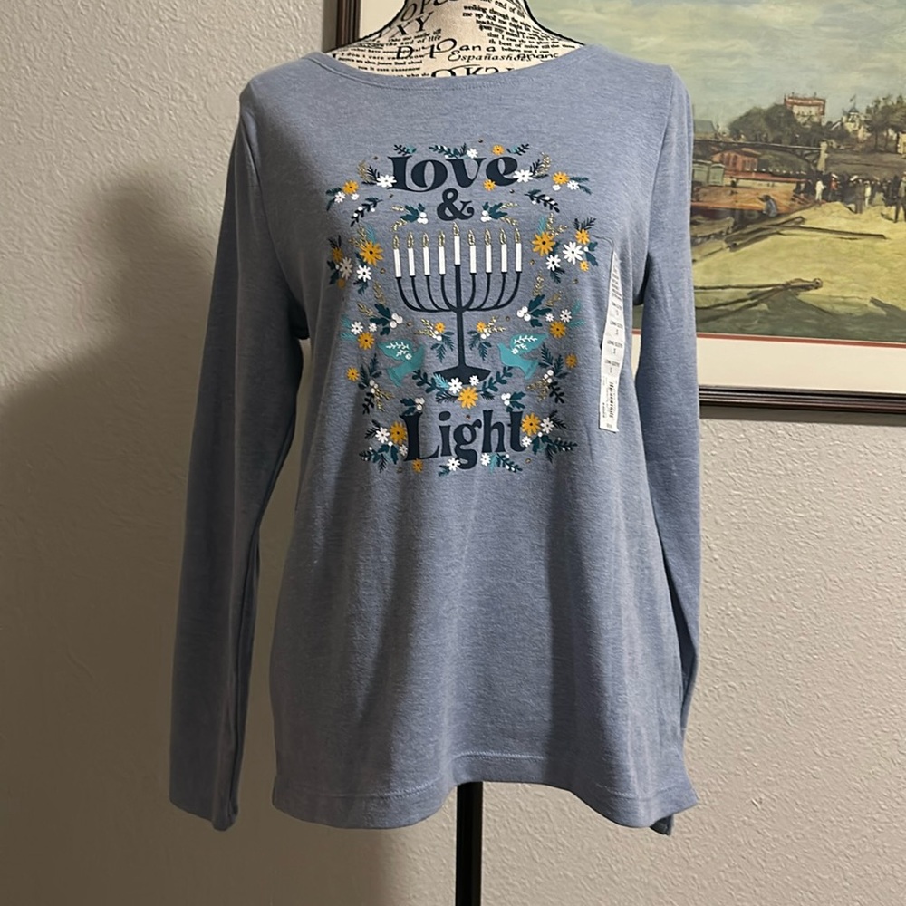 Long sleeve t shirt